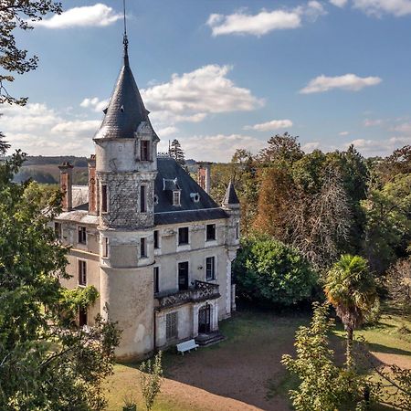 Javerlhac-et-la-Chapelle-Saint-Robert Chateau De Puymoger Bed & Breakfast エクステリア 写真